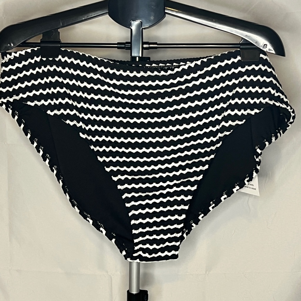 Time And Tru Black And White Bikini Bottom